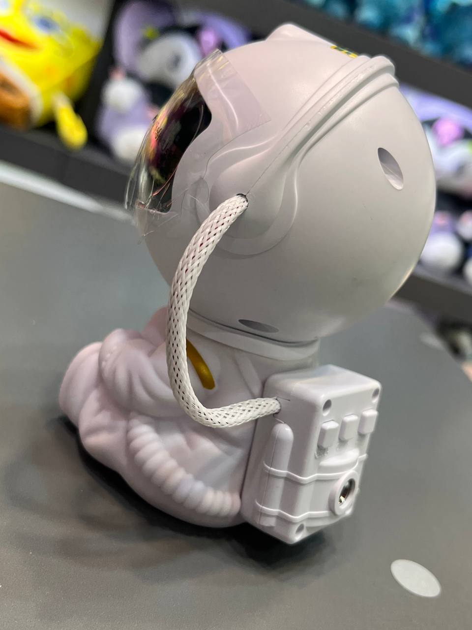 چراغ خواب فضانورد